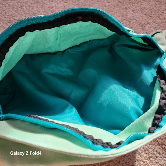 PATAGONIA Lightweight Travel Mini Hip Pack 1L - Picture 8 of 9